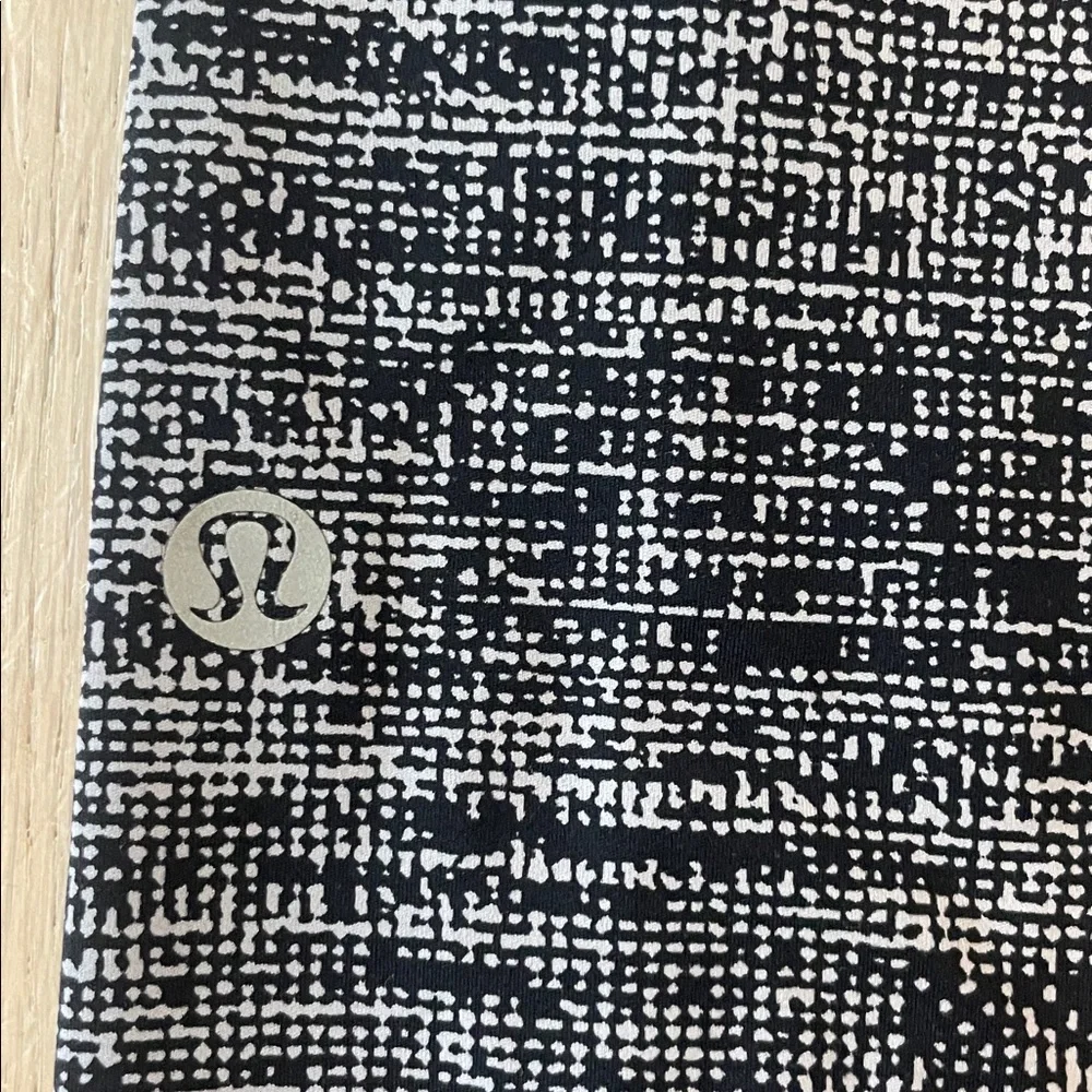 Lululemon Fast & Free Crop II Nulux 19